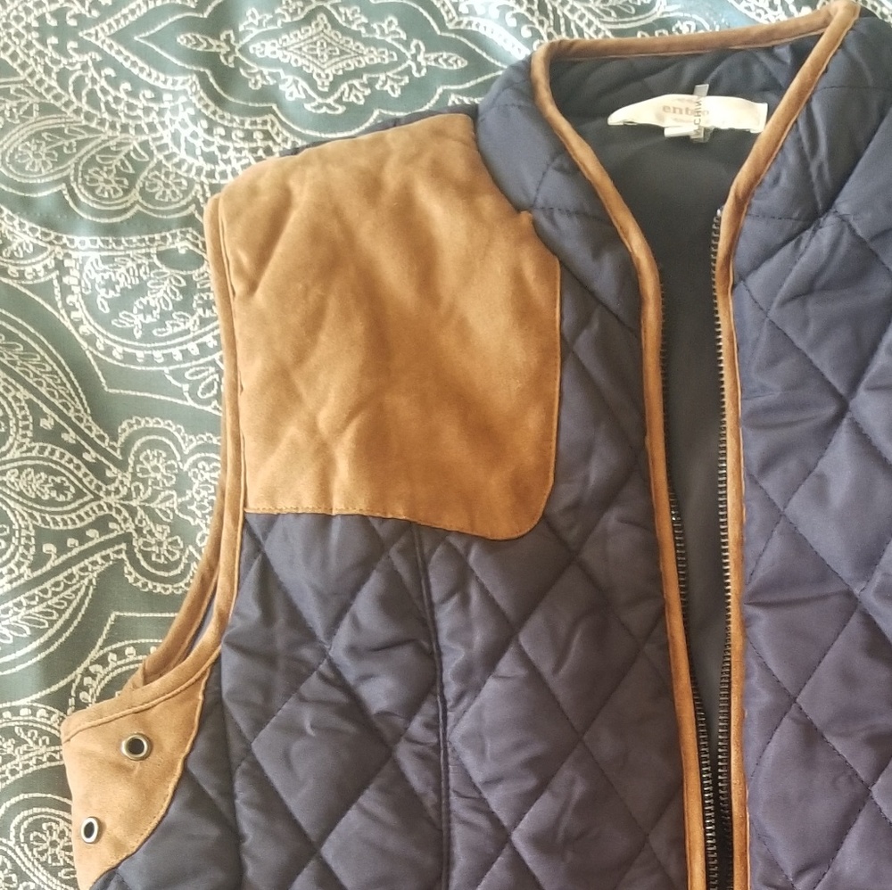 ENTRO VEST - Picture 3 of 4